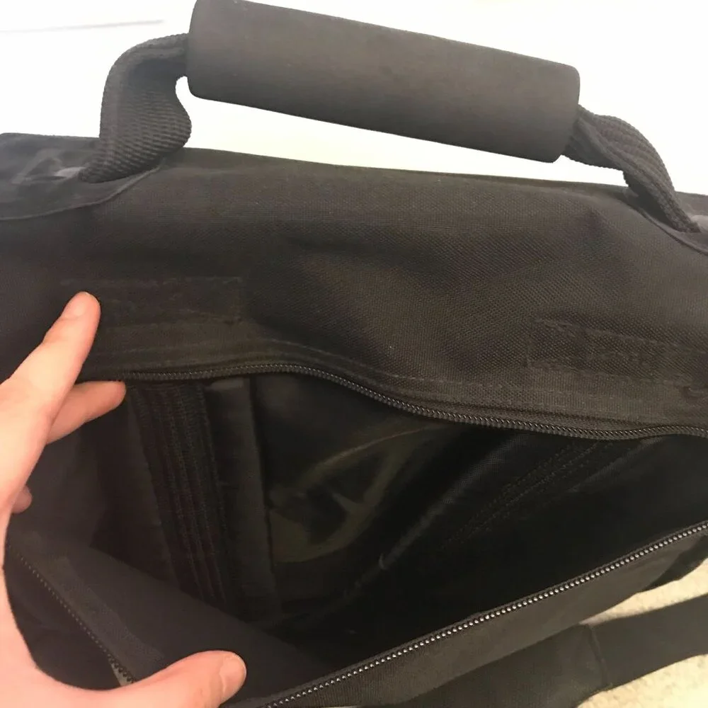 Kensington Black Apple Laptop Convertible Backpack Messenger Bag